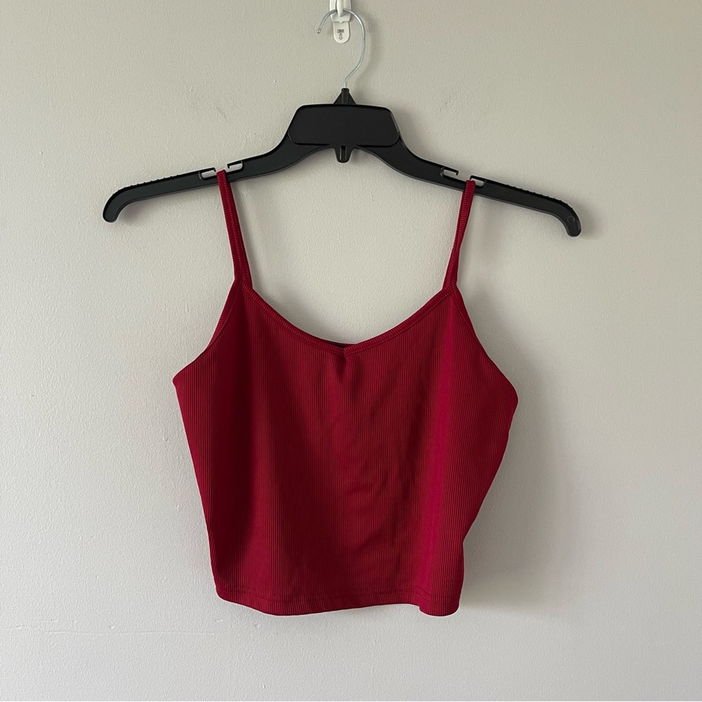 Red ribbed crop top
